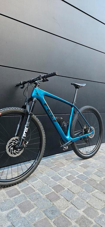Carbon mountainbike Felt AXS, Fietsen en Brommers, Fully, Ophalen of Verzenden, Zo goed als nieuw, Giant