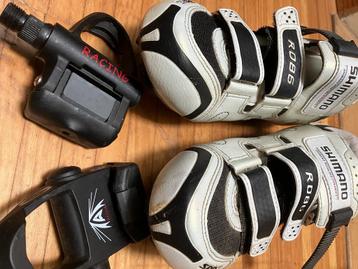 fietsschoenen Shimano met klikpedalen maat 40 beschikbaar voor biedingen
