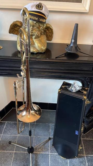 Helicon bastuba Sib - trombone Conn88HO beschikbaar voor biedingen