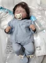 Realistische baby pop levensecht Pascal blauw (48cm), Ophalen of Verzenden, Nieuw, Pop