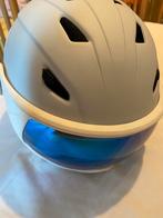Dames skihelm met klep, Ophalen, Zo goed als nieuw