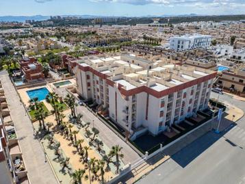 Gerenoveerde appartementen/ zwembad in Lomas de Cabo Roig beschikbaar voor biedingen