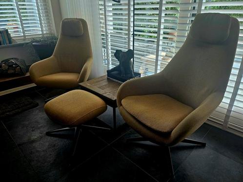 2 Design fauteuils Pode by Leolux + voetenbank + hoofdkussen, Huis en Inrichting, Fauteuils, Zo goed als nieuw, 75 tot 100 cm