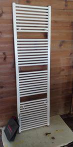 Handdoekradiator met bevestigingsmateriaal, Ophalen, Zo goed als nieuw
