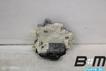 Portierslot linksachter Audi A6 4F 4F0839015