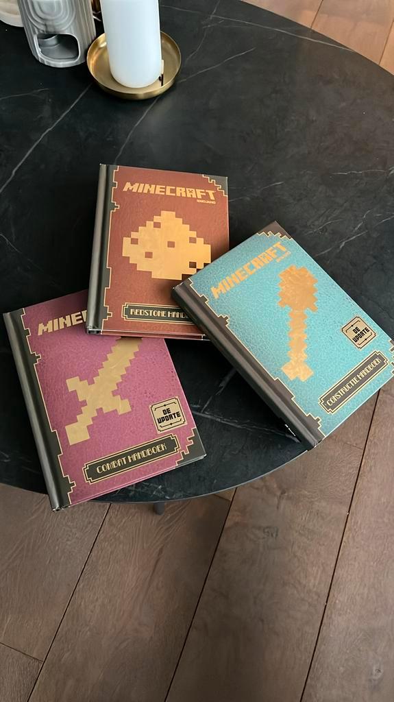 Nieuwe Minecraft Handboeken, Boeken, Kinderboeken | Jeugd | onder 10 jaar, Ophalen