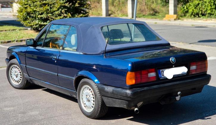 Bmw 318 an91 230.000km  cuir m pack 6500€, Autos, Oldtimers & Ancêtres, Particulier, Vitres électriques, Radio, BMW, Essence, Cabriolet