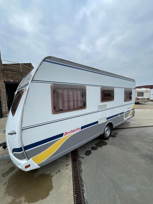 Dethleffs camper 510 top kwaliteit met voortent, Caravans en Kamperen, Caravans, Bedrijf, tot en met 4, 1000 - 1250 kg, Rondzit