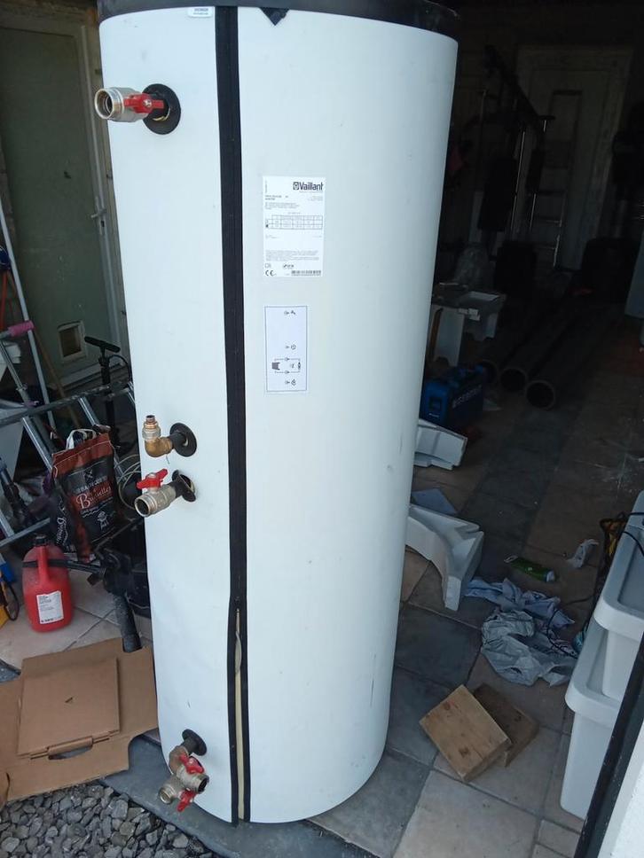 Vaillant uniSTOR VIH R 300/3 BR 300L ketel, Doe-het-zelf en Bouw, Chauffageketels en Boilers, Gebruikt, Boiler, 100 liter of meer