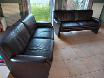 2 lederen zetels (2x 1m80) beschikbaar voor biedingen