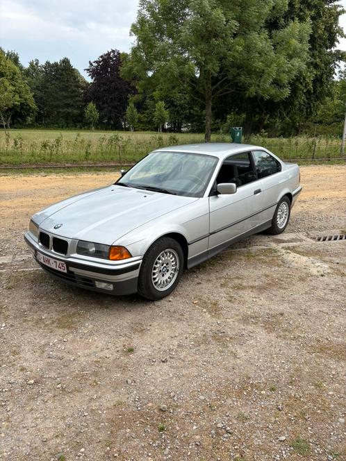 BMW e36 320i coupé, Auto's, BMW, Particulier, 3 Reeks, Alarm, Centrale vergrendeling, Lichtmetalen velgen, Metaalkleur, Mistlampen
