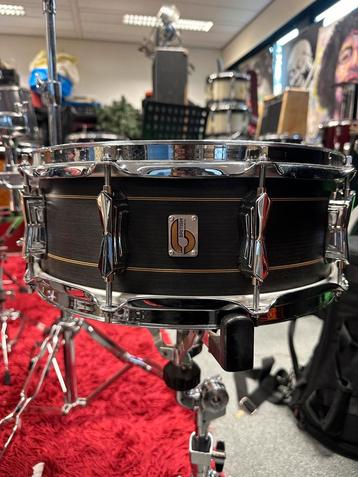 Diverse snares te koop. British Drumco/Pearl, Musique & Instruments, Batteries & Percussions, Enlèvement, Utilisé, Pearl