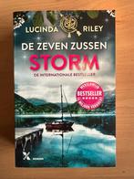 De zeven zussen Storm - Lucinda Riley, Boeken, Romans, Ophalen, Zo goed als nieuw