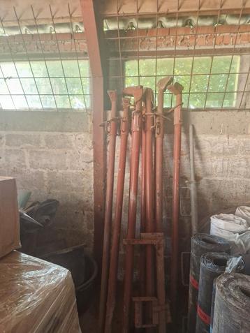 Étançons de maçon tirant et poussant 8 pièces, Enlèvement, Comme neuf
