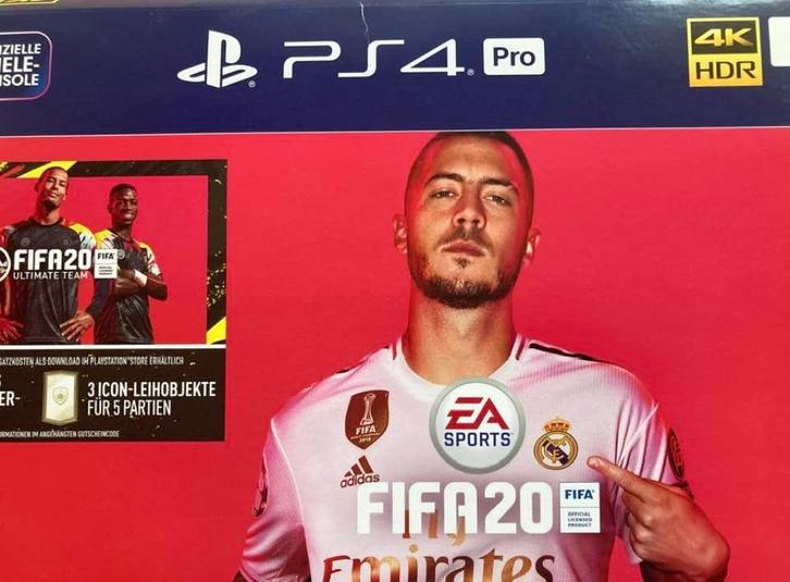 playstation 4 Pro nieuwstaat 2 controllers 5 spelletjes psp4, Games en Spelcomputers, Spelcomputers | Sony PlayStation 4, Zo goed als nieuw