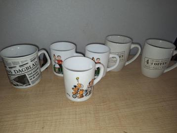 bekers en mokken en kopjes en schoteltjes, Enlèvement ou Envoi, Comme neuf, Tasse(s) et/ou soucoupe(s)