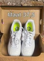 Nike schoenen maat 37,5 nooit aangedaan nieuw in doos, Nieuw, Ophalen