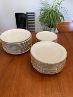 Prachtig volledig servies - porselein uit Beieren, Huis en Inrichting, Keuken | Servies, Ophalen, Zo goed als nieuw, Porselein