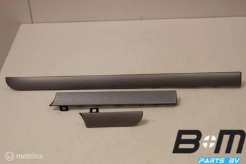 Dashboard inleg VW Touran 1T beschikbaar voor biedingen