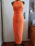 Robe habillée en ton orange taille M, Vêtements | Femmes, Habits de circonstance, Enlèvement, Comme neuf, Orange