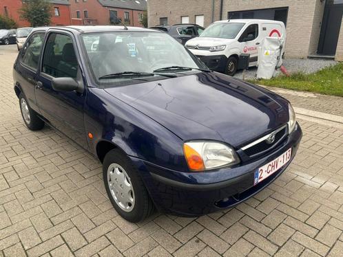 Mazda 96/000km, Autos, Mazda, Entreprise, Achat, Essence, Euro 4, Berline, 5 portes, Boîte manuelle, Bleu, Noir, Enlèvement ou Envoi