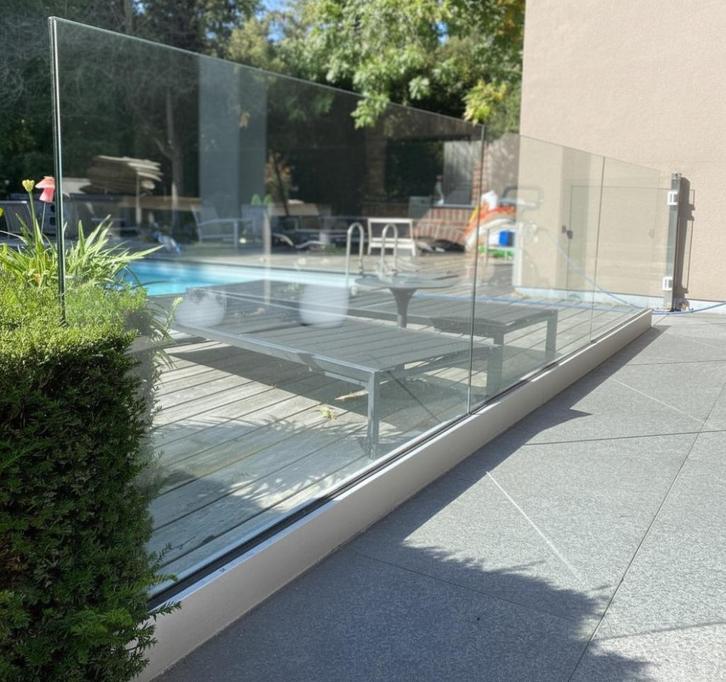 Glazen wand, Tuin en Terras, Tuinschermen, Gebruikt, Glas, 100 tot 150 cm, 200 cm of meer, Ophalen