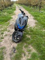 yamaha aerox 50cc b klasse, Fietsen en Brommers, Ophalen, Zo goed als nieuw, Aerox
