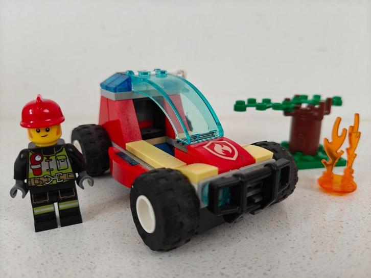 Lego 60247 Bosbrand, Kinderen en Baby's, Speelgoed | Duplo en Lego, Zo goed als nieuw, Lego, Complete set, Ophalen of Verzenden