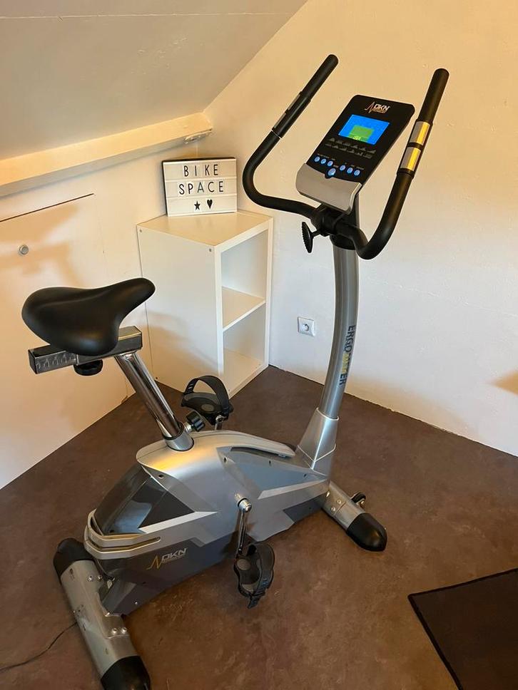 DKN fiets hometrainer, Sport en Fitness, Fitnessapparatuur, Zo goed als nieuw, Hometrainer, Ophalen