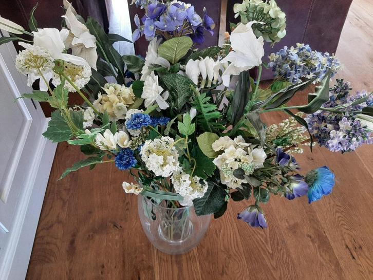 XL boeket 28 lange stelen KUNSTBLOEMEN wit blauw paars, Huis en Inrichting, Woonaccessoires | Kunstplanten en Kunstbloemen, Zo goed als nieuw