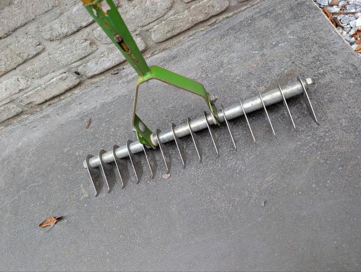 verticuteer rijf/hark, Tuin en Terras, Hand-tuingereedschap, Gebruikt, Hark, Ophalen