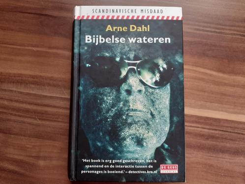 Boek: Bijbelse Wateren van Arne Dahl, Livres, Thrillers, Comme neuf, Enlèvement ou Envoi