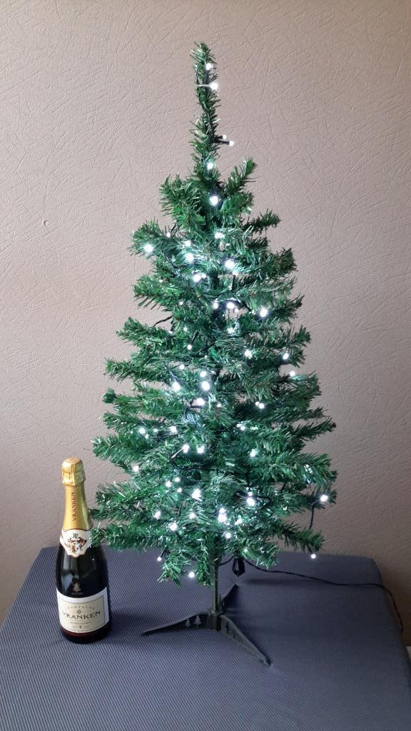 Lot / partij tafelmodel kerstbomen 90cm ( NIEUW ), Diversen, Kerst, Nieuw, Ophalen