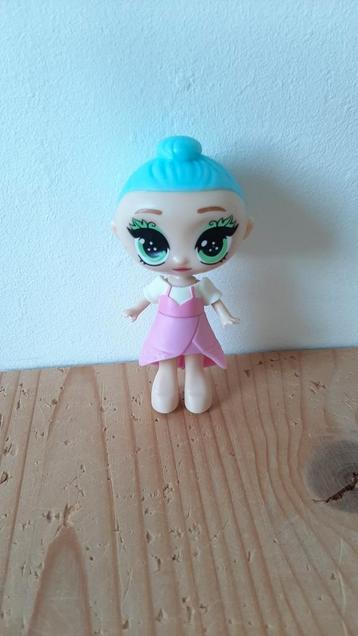 Blume doll met jurk beschikbaar voor biedingen