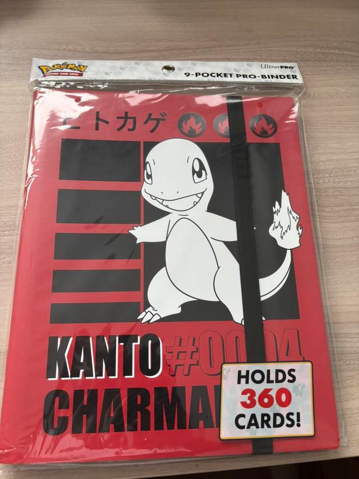 Kanto #004 Charmander 9-Pocket Pro Pokemon Binder-Portfolio, Hobby en Vrije tijd, Verzamelkaartspellen | Pokémon, Zo goed als nieuw