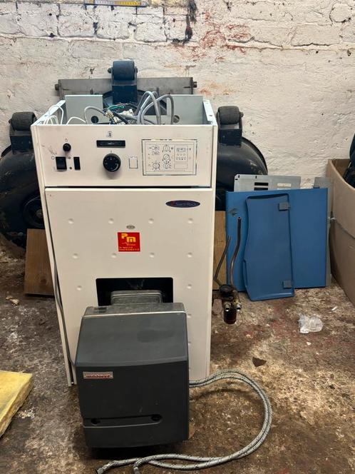 Chaudiere mazout Saint Roch, Doe-het-zelf en Bouw, Verwarming en Radiatoren, Ophalen