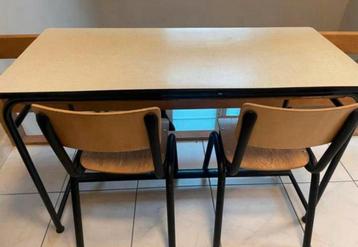 Schooltafeltje +stoelen | lessenaar schuifjes retro bankje beschikbaar voor biedingen