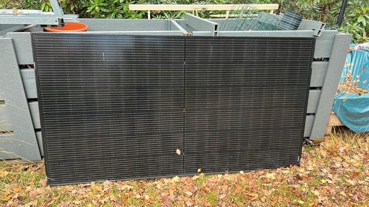 Zonnepaneleninstallatie met toebehoren, Doe-het-zelf en Bouw, Zonnepanelen en Toebehoren, Gebruikt, Compleet systeem, 200 wattpiek of meer