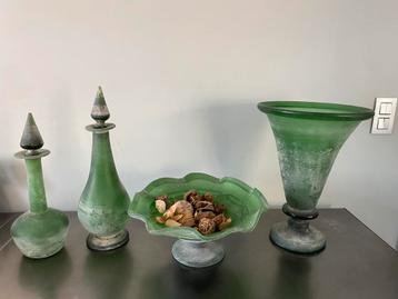 Vintage vazen beschikbaar voor biedingen