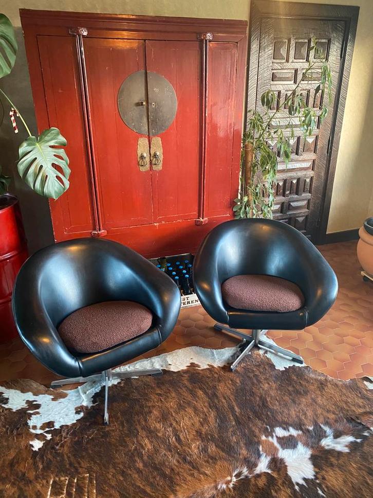 Mid century balloon cocktail chair duo, Huis en Inrichting, Fauteuils, Gebruikt, Leer, Stof, Ophalen