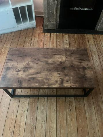 Salontafel beschikbaar voor biedingen