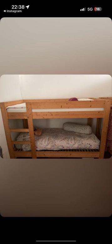 Massief hout stapelbed beschikbaar voor biedingen