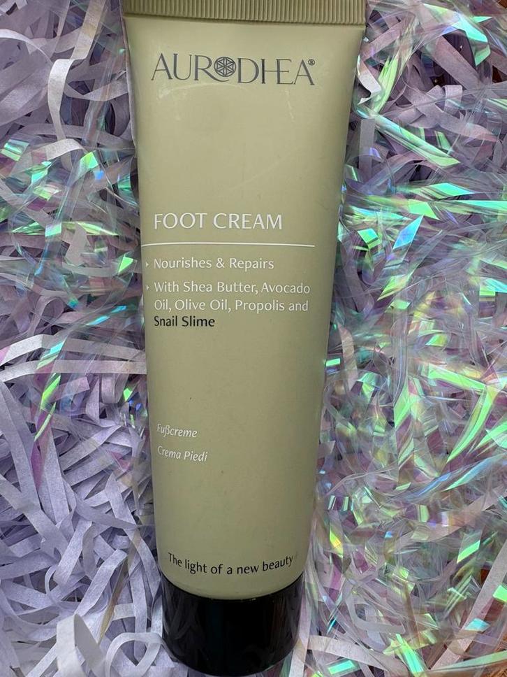 Crème Neuve pour les pieds à la « bave d’escargot » 75 ml, Bijoux, Sacs & Beauté, Beauté | Soins du corps, Neuf, Enlèvement ou Envoi