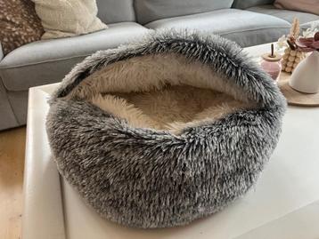 Couchage pour chat - Bulle en fausse fourrure Bobby, Enlèvement, Neuf