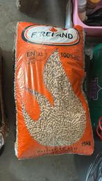 Houtpellets €5 per zak van 15 kilo, Ophalen, Zo goed als nieuw, Gesloten