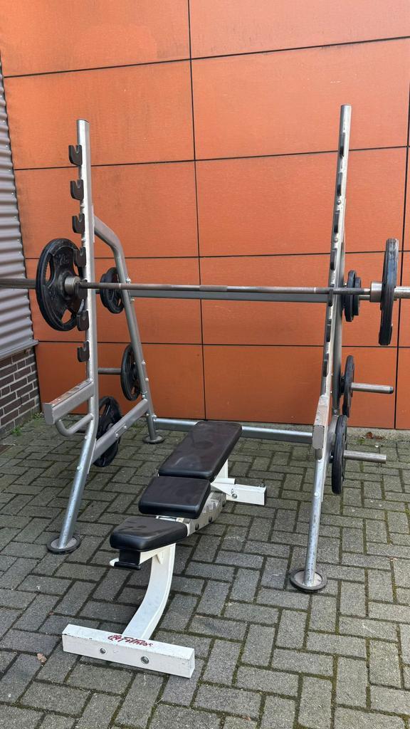 Squatrek / Bankdruk met 105kg Gewichten ,Barbell, Bankje, Sport en Fitness, Fitnessmaterialen, Gebruikt, Ophalen