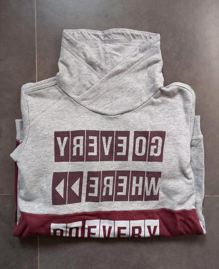 Hoodie - S Oliver - maat 164 -> 2€, Kinderen en Baby's, Kinderkleding | Maat 164, Zo goed als nieuw, Jongen, Trui of Vest, Ophalen