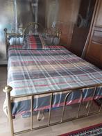 Bed met lattenbodem en matras, Huis en Inrichting, Slaapkamer | Bedden, Ophalen, Gebruikt, Twijfelaar