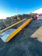 Rampe mobile des conteneurs, camions ou remorques, Ophalen, Gebruikt, Traplift