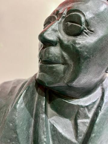 Gipsen buste "Ed. Anseele" gesigneerd Jozef Cantré beschikbaar voor biedingen